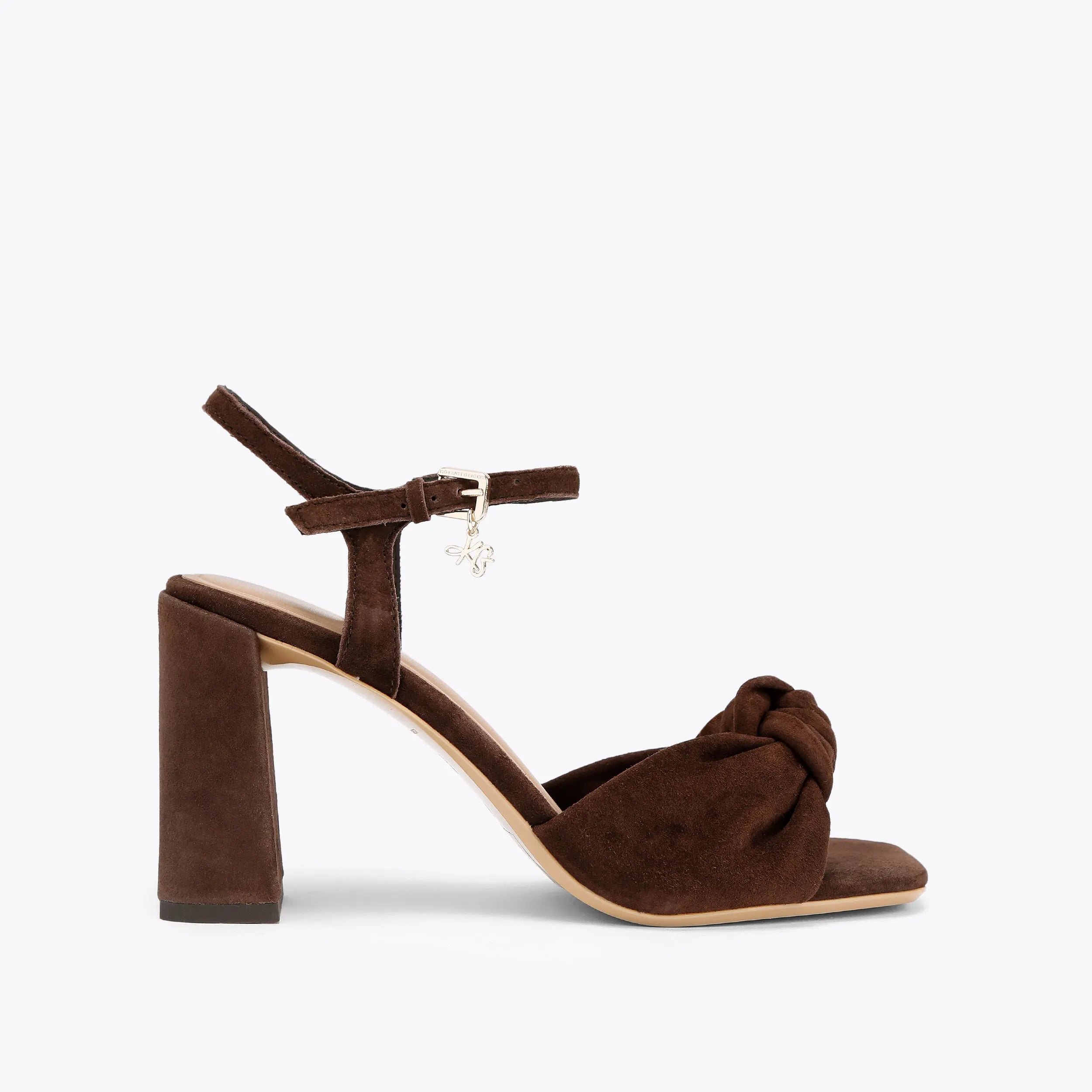 SIGNET HEEL