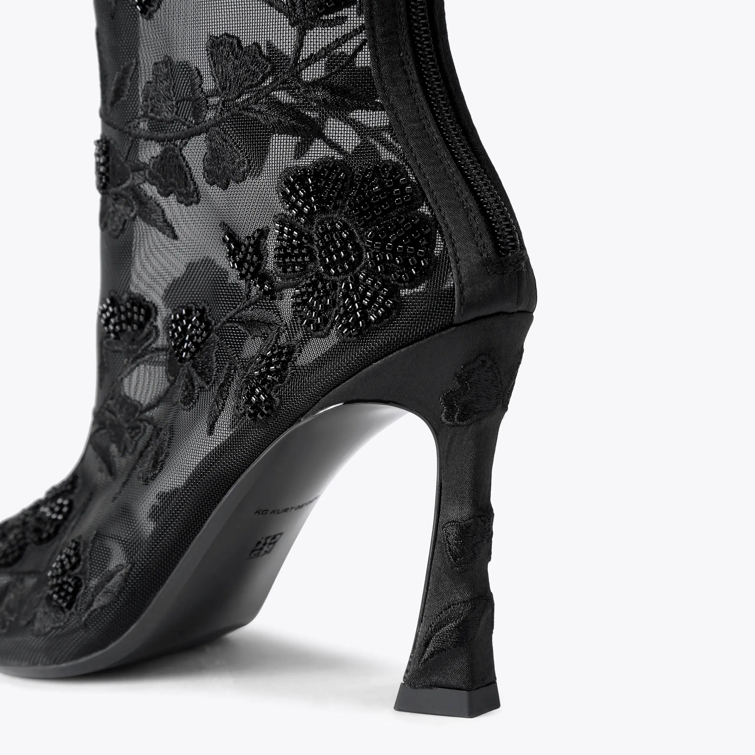 TRANSFORM BOOT