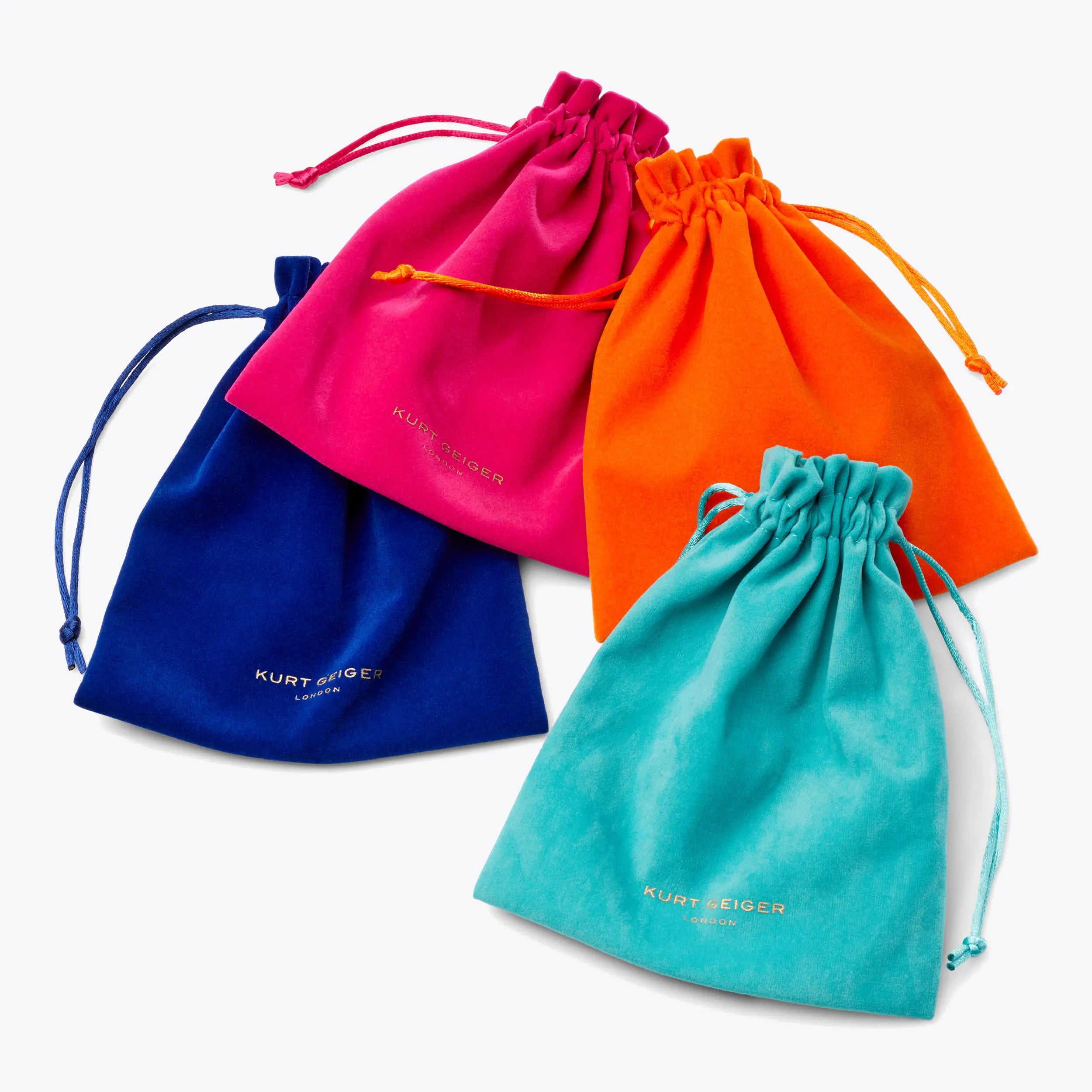 CHELSEA BANGLE