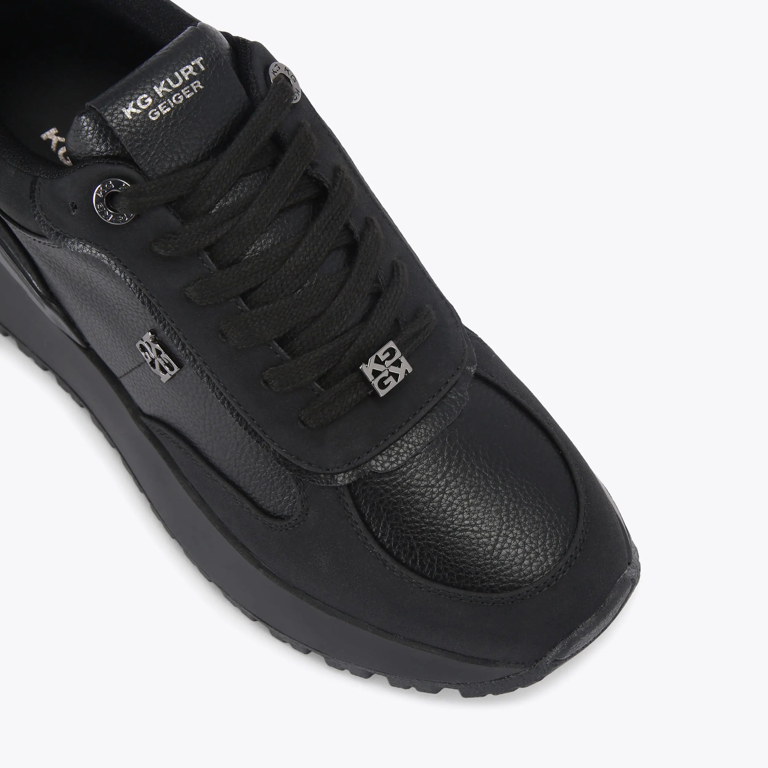 LOUISA SNEAKER
