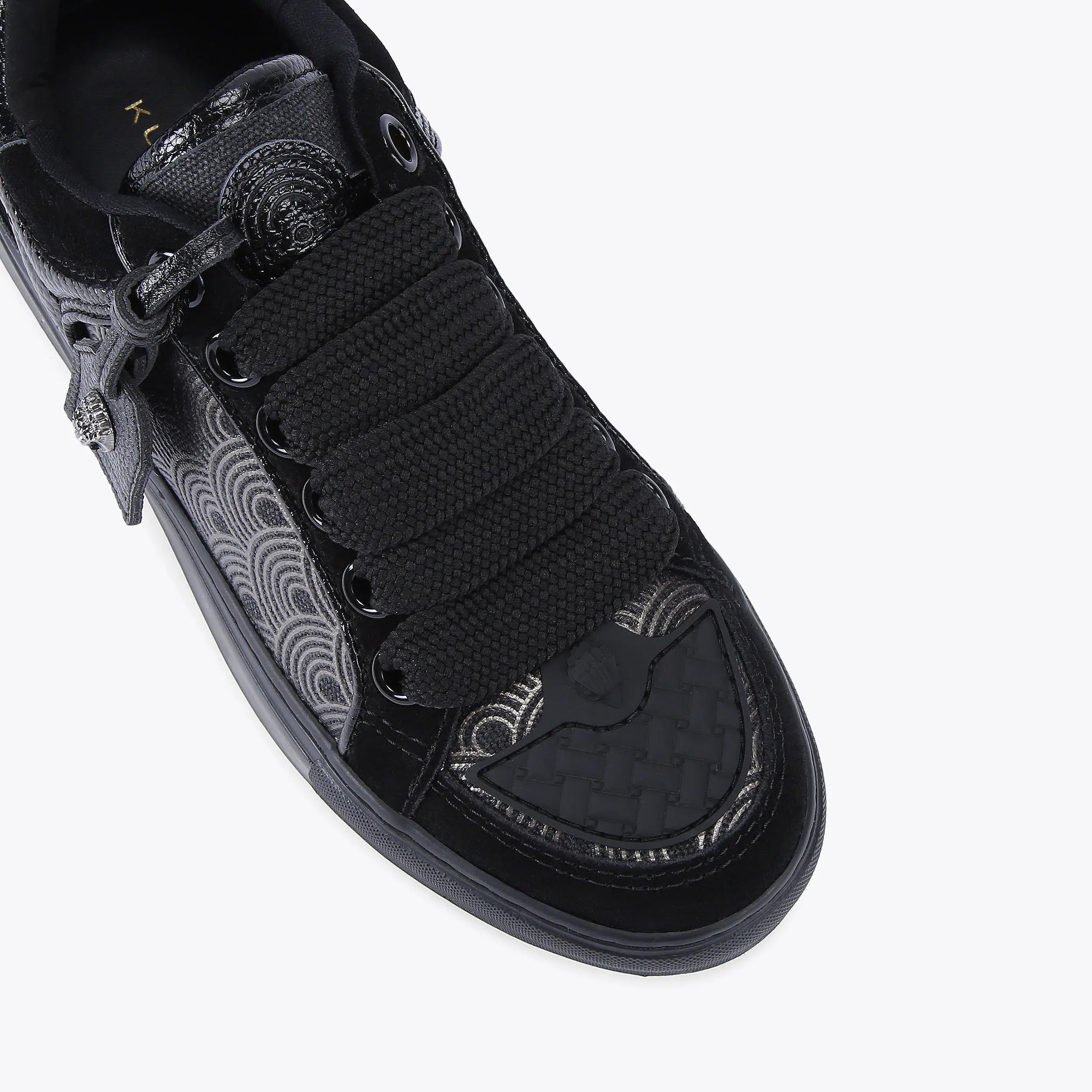 SOUTHBANK TAG SNEAKER