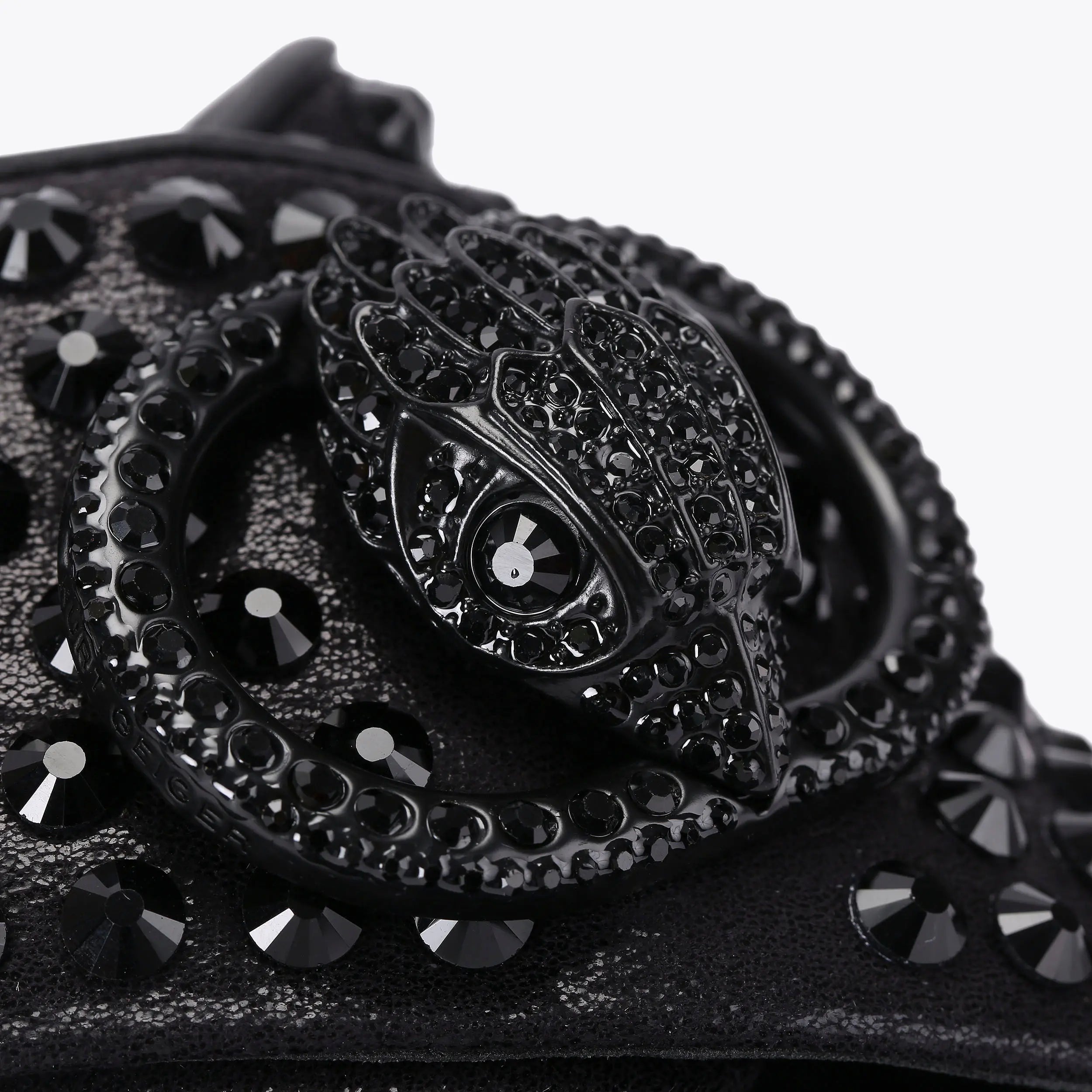 CHELSEA DRENCH CROSS STRAP SANDAL