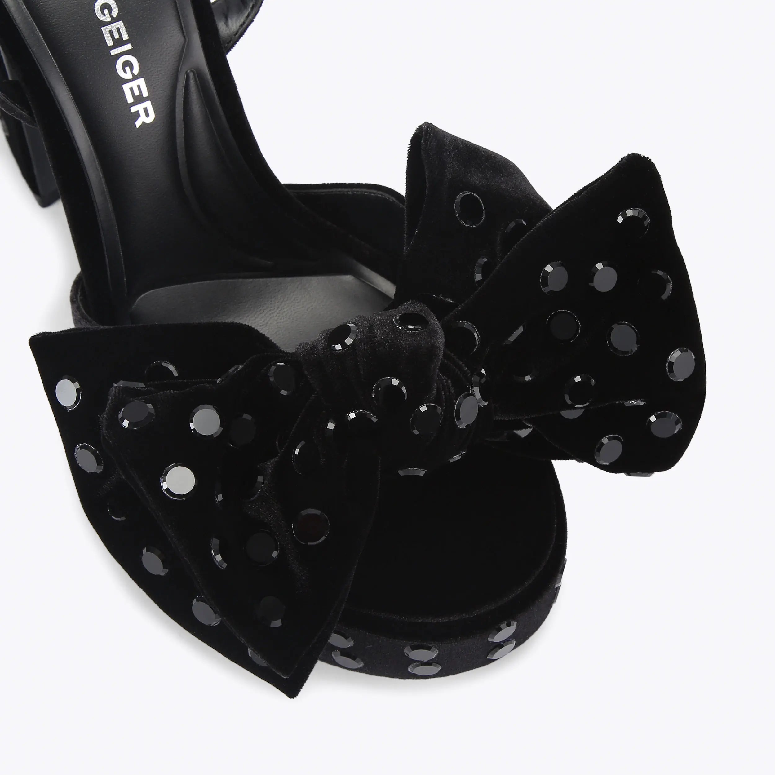 STYLE HEEL