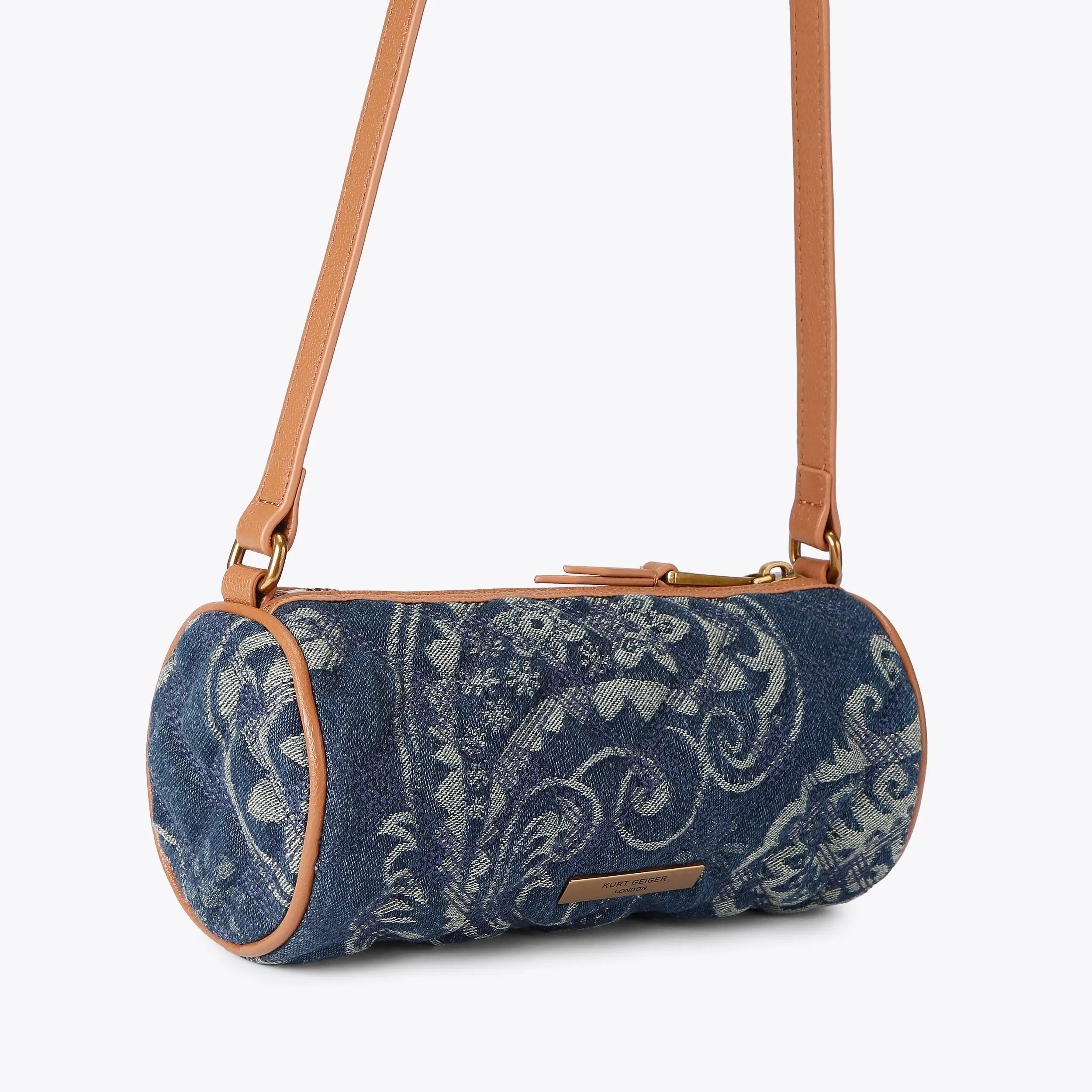 SMALL KENSINGTON BARREL BAG